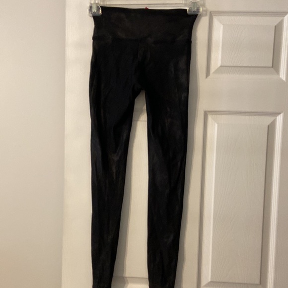 SPANX Leggings size M excellent condition please see pictures inseam 27” - Picture 3 of 16